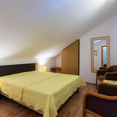 With Parking Space Klenovica, Novi Vinodolski - 11559 Appartement Klenovica